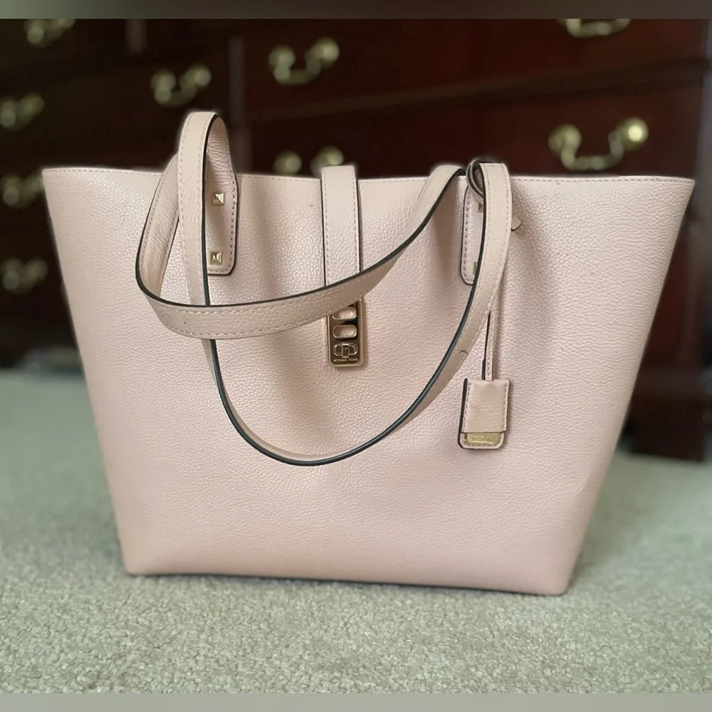 VGC Michael Kors Bag Karson Pastel Pink Leather Large Tote